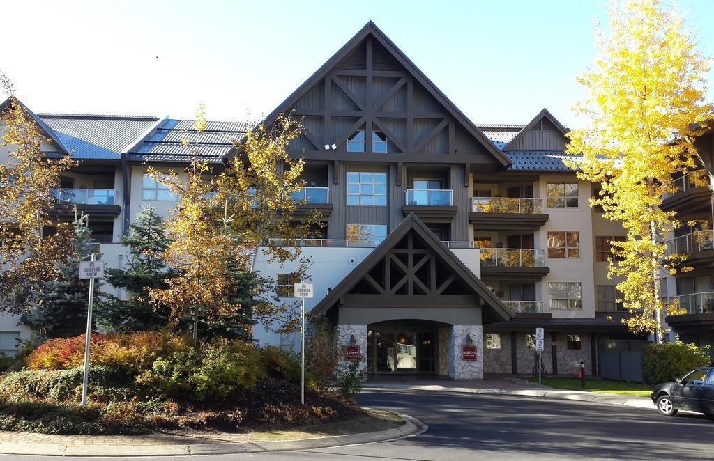 Aspens Mountain Side Resort Whistler Extérieur photo